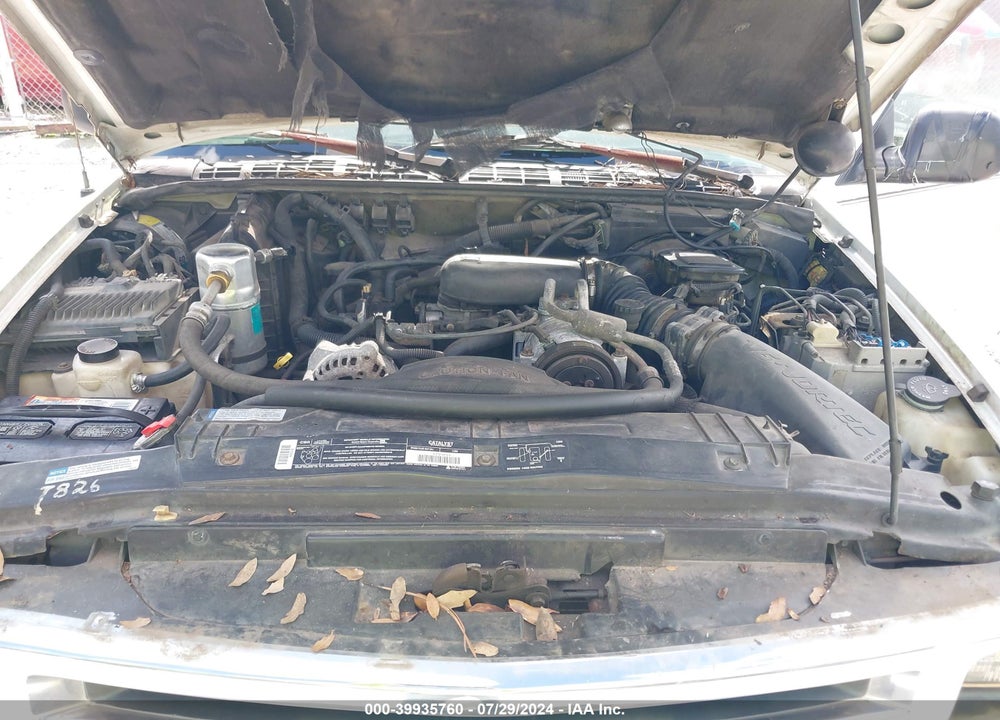 1996 CHEVROLET S TRUCK S10 VIN: 1GCCS19X1T8186232