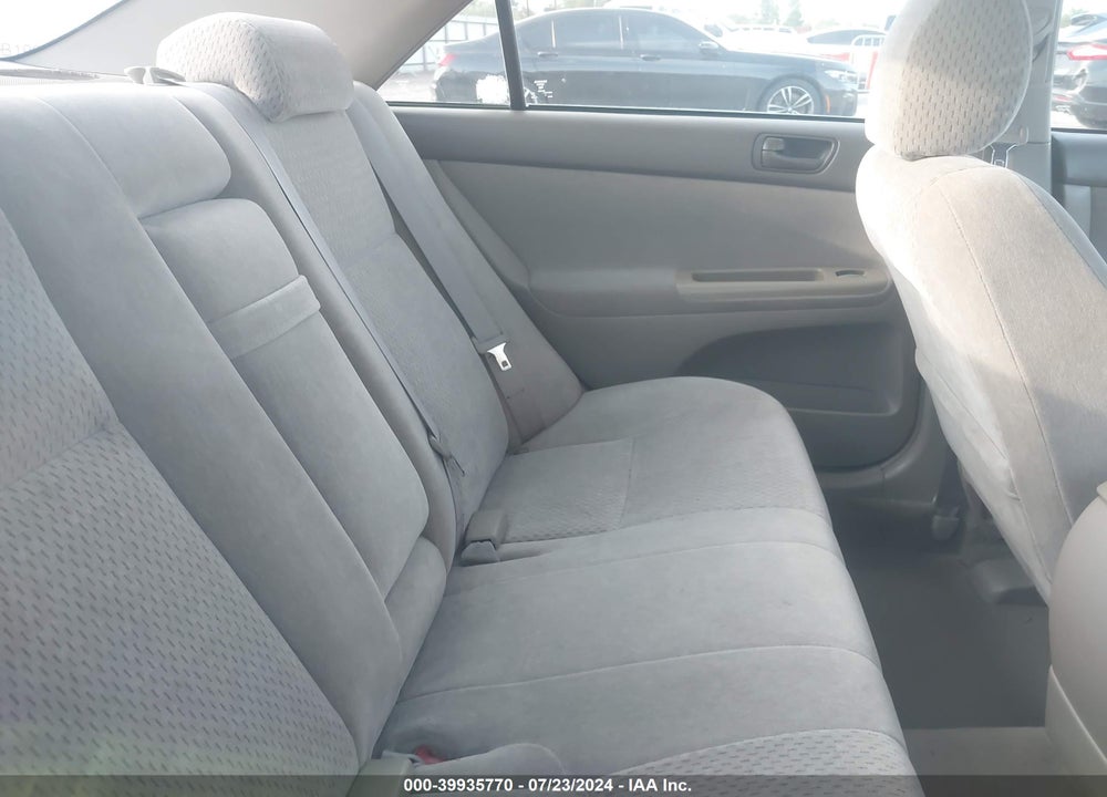 2003 TOYOTA CAMRY LE VIN: 4T1BE32K73U737392