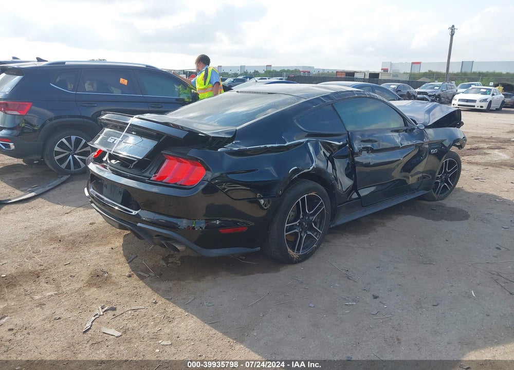 2018 FORD MUSTANG GT VIN: 1FA6P8CF2J5180080