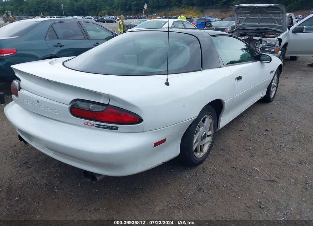 1994 CHEVROLET CAMARO Z28 VIN: 2G1FP22P0R2149833