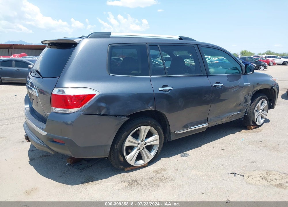2013 TOYOTA HIGHLANDER LIMITED V6 VIN: 5TDDK3EH9DS275705