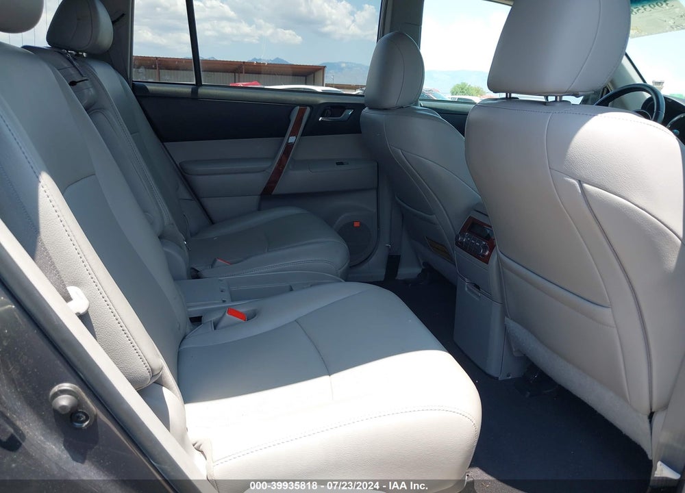 2013 TOYOTA HIGHLANDER LIMITED V6 VIN: 5TDDK3EH9DS275705