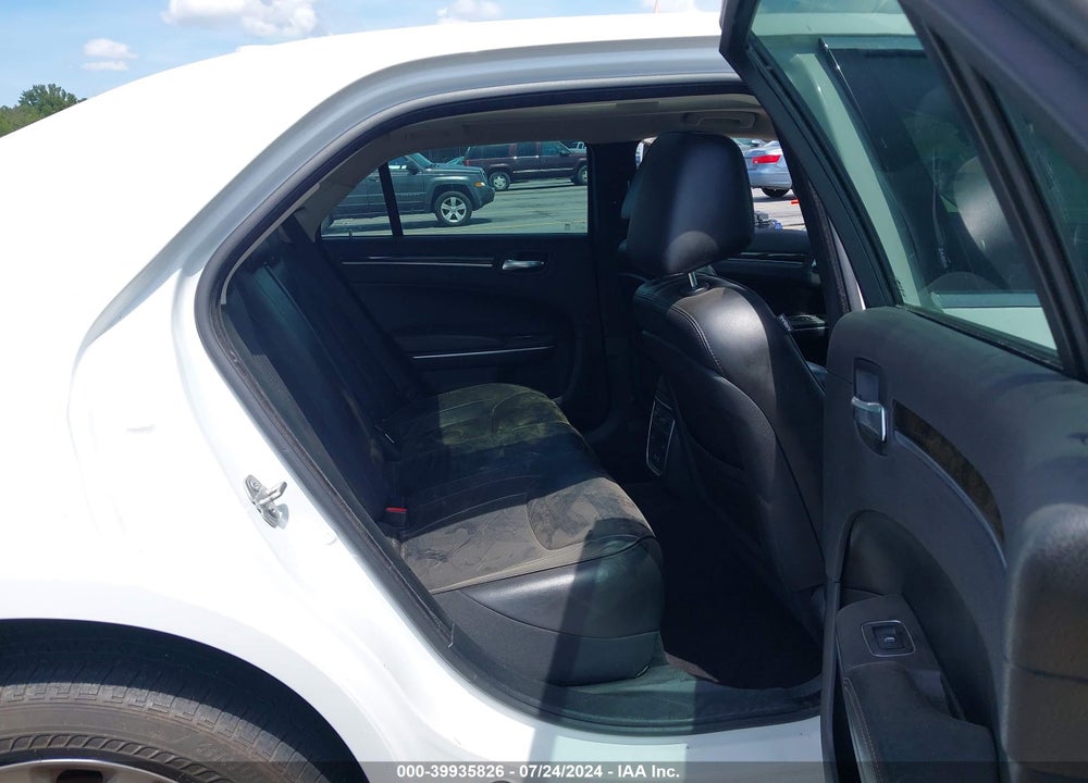 2018 CHRYSLER 300 LIMITED AWD VIN: 2C3CCAKGXJH304376