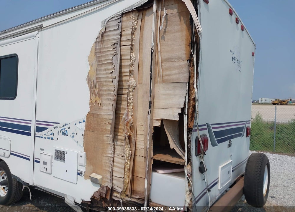 1998 TRAILER TERRY TRAVEL  30' VIN: 1EA1G3023W2948072