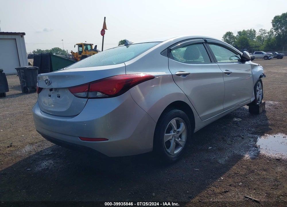 2014 HYUNDAI ELANTRA SE VIN: KMHDH4AEXEU075814