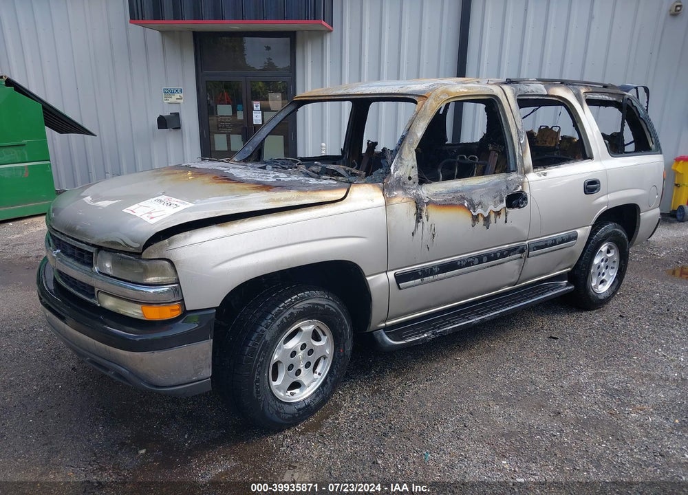 2004 CHEVROLET TAHOE VIN: 1GNEC13V84R262061
