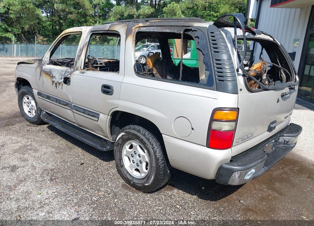 2004 CHEVROLET TAHOE VIN: 1GNEC13V84R262061