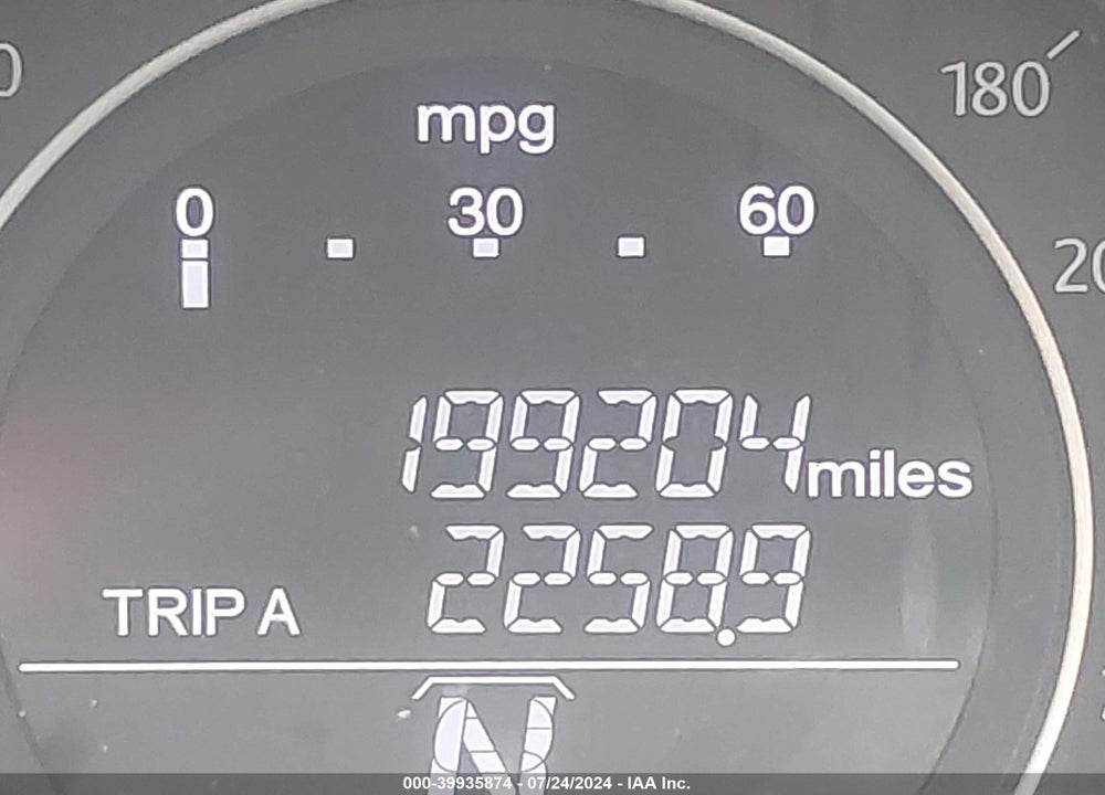 2013 HONDA ACCORD LX VIN: 1HGCR2F32DA044616