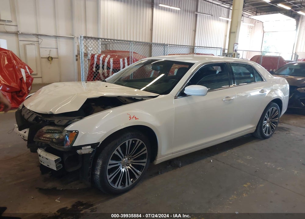2013 CHRYSLER 300 300S VIN: 2C3CCABG5DH643888