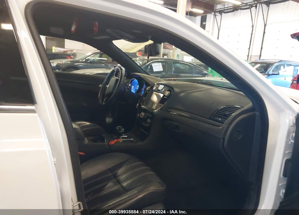 2013 CHRYSLER 300 300S VIN: 2C3CCABG5DH643888