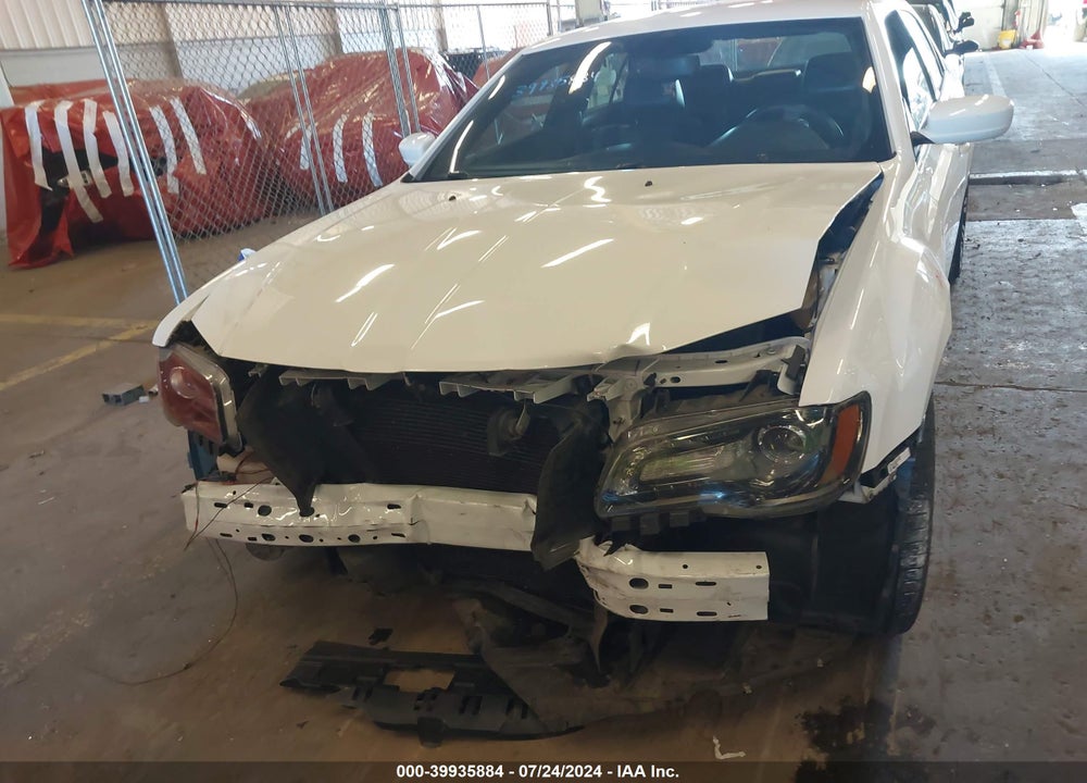 2013 CHRYSLER 300 300S VIN: 2C3CCABG5DH643888