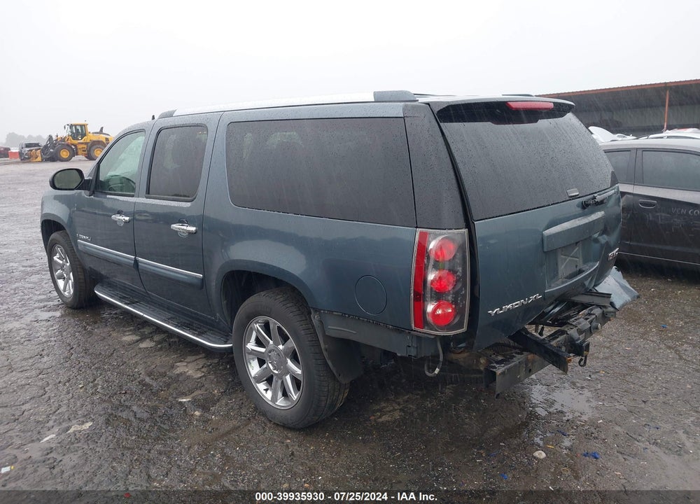 2008 GMC YUKON XL 1500 DENALI VIN: 1GKFK66828J206452