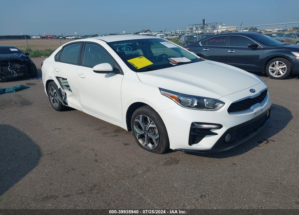 2021 KIA FORTE LXS VIN: 3KPF24AD0ME262871