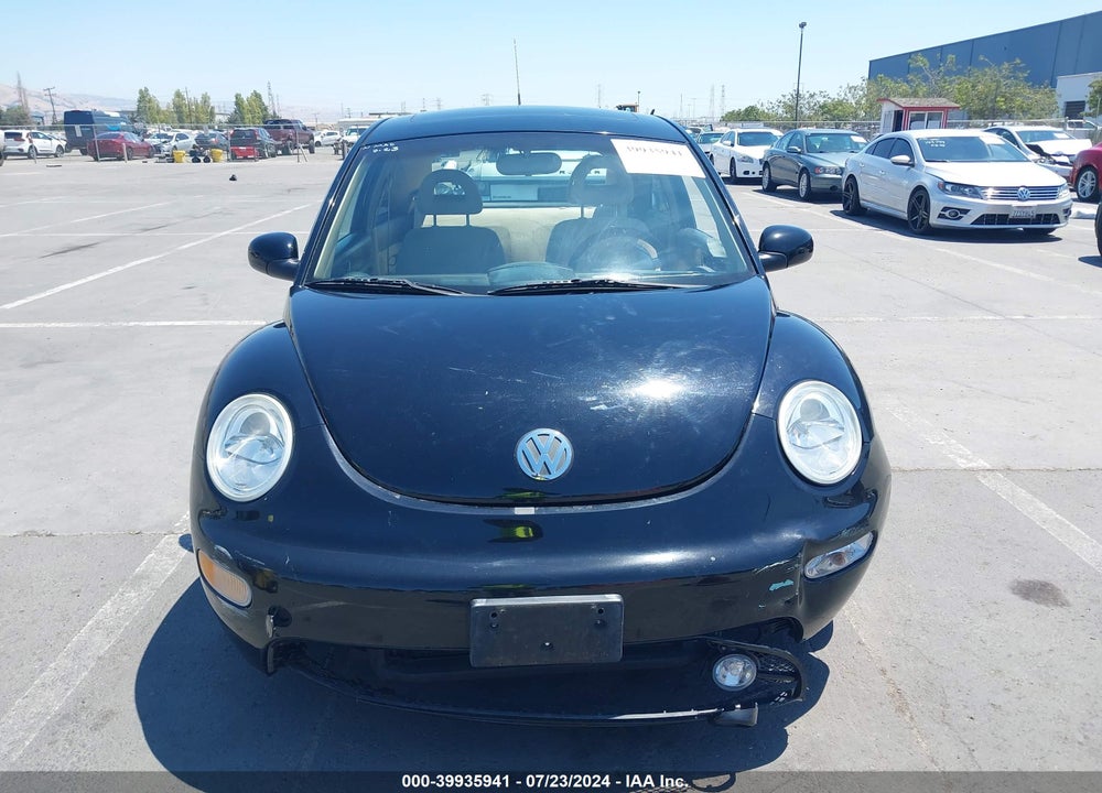 2001 VOLKSWAGEN NEW BEETLE GLS VIN: 3VWCK21C01M453784