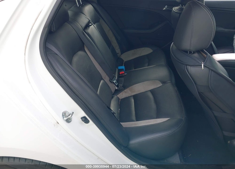 2012 KIA OPTIMA SX VIN: 5XXGR4A63CG048898