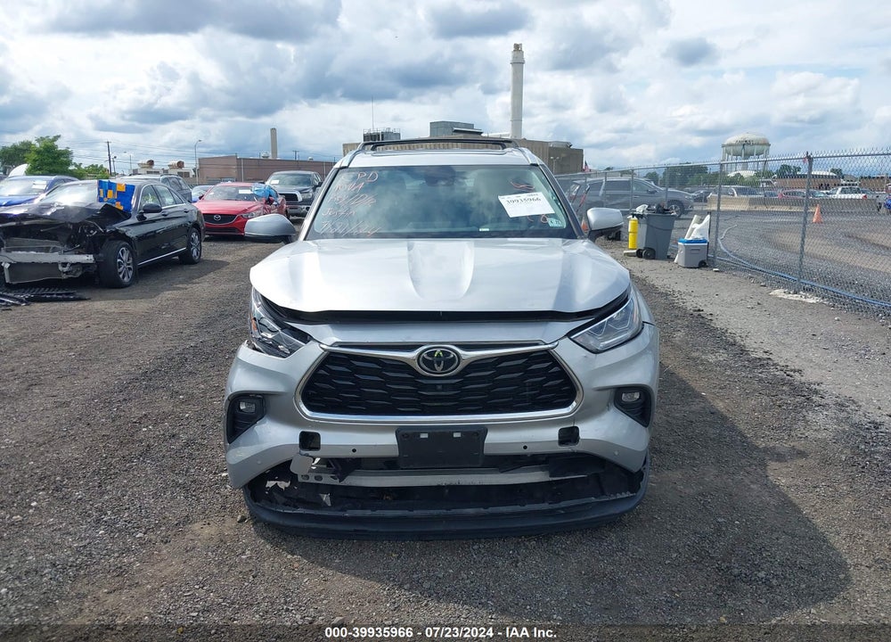 2022 TOYOTA HIGHLANDER LIMITED VIN: 5TDDZRBH8NS214818