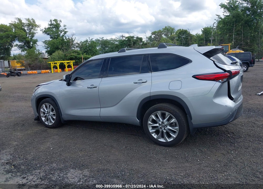 2022 TOYOTA HIGHLANDER LIMITED VIN: 5TDDZRBH8NS214818