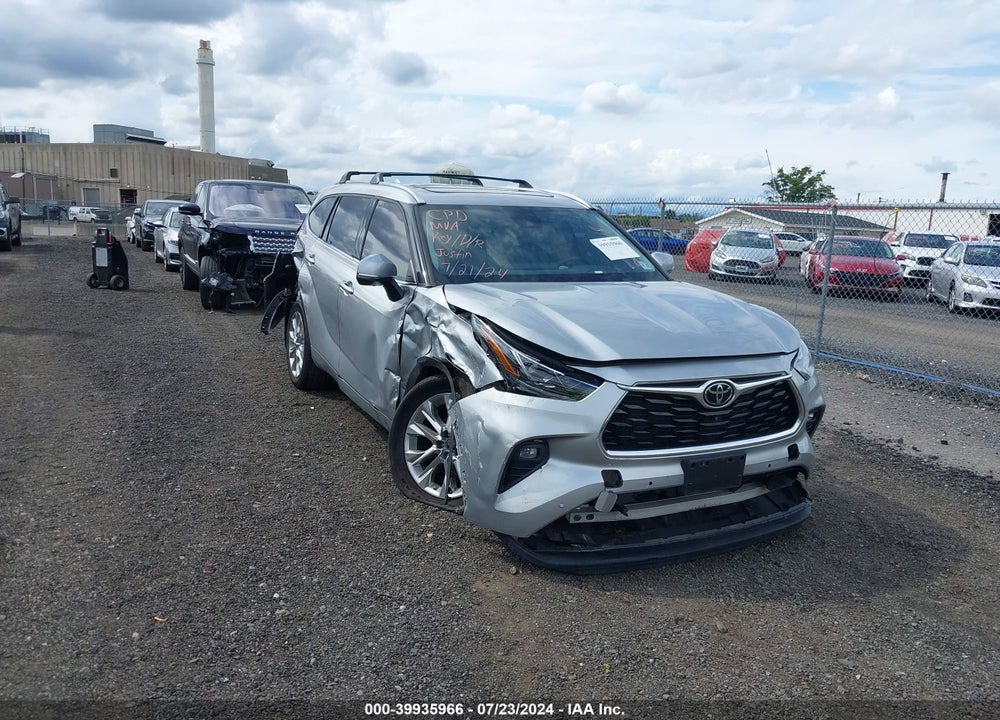 2022 TOYOTA HIGHLANDER LIMITED VIN: 5TDDZRBH8NS214818