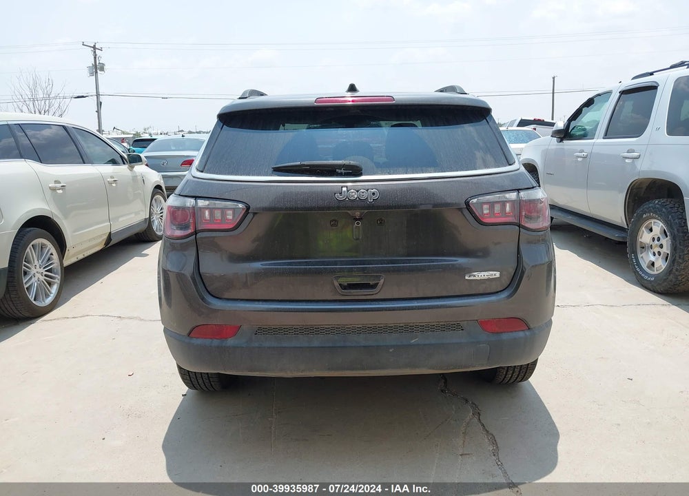2019 JEEP COMPASS LATITUDE VIN: 3C4NJCBB4KT637370