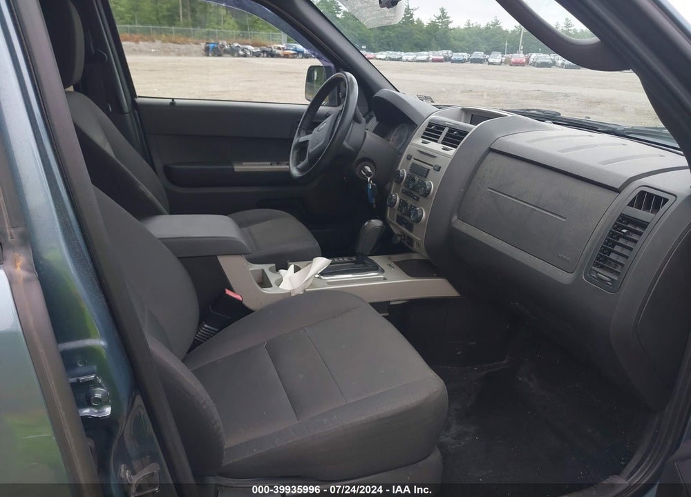 2010 FORD ESCAPE XLT VIN: 1FMCU9D76AKD41272