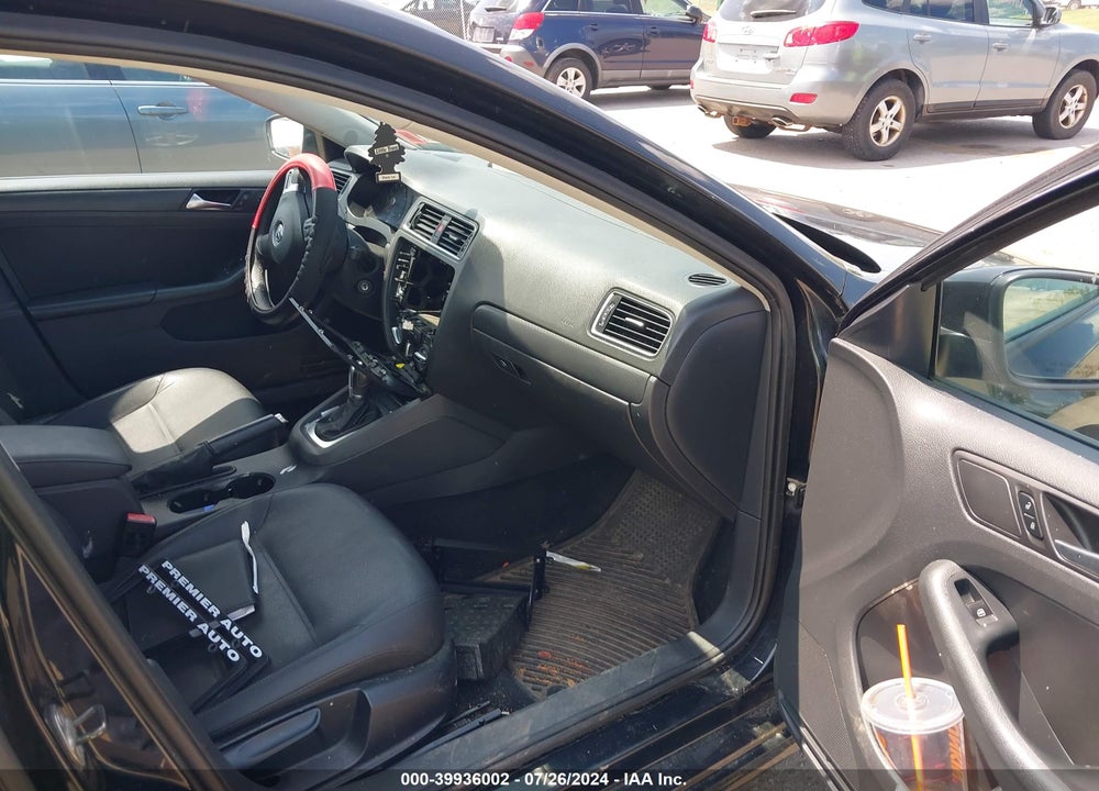 2011 VOLKSWAGEN JETTA 2.5L SE VIN: 3VWDZ7AJ4BM122946