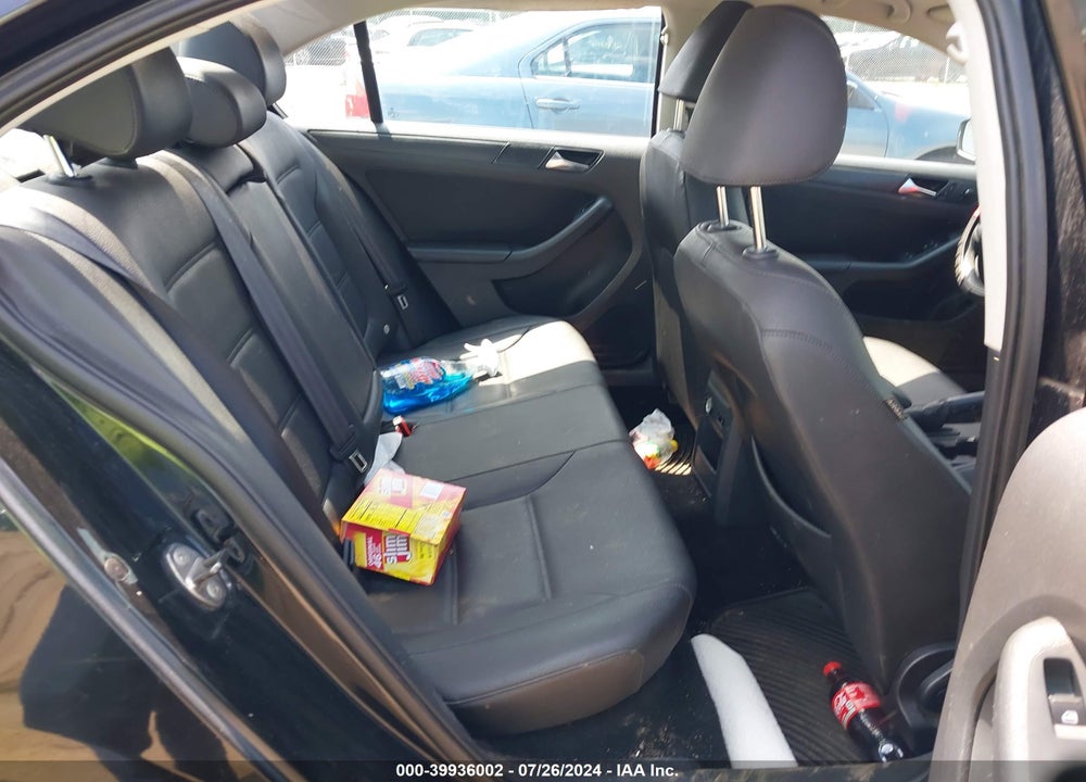 2011 VOLKSWAGEN JETTA 2.5L SE VIN: 3VWDZ7AJ4BM122946