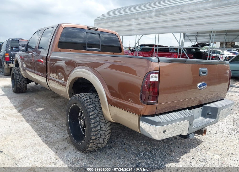 2011 FORD F-350 LARIAT VIN: 1FT8W3BT1BEB07820