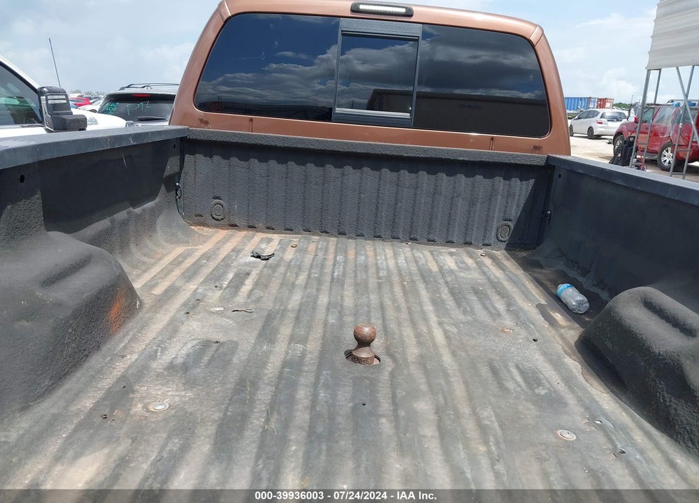 2011 FORD F-350 LARIAT VIN: 1FT8W3BT1BEB07820