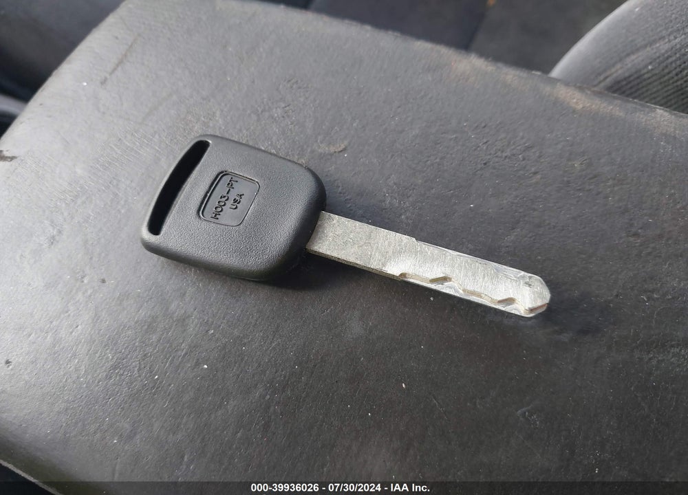 2003 HONDA ACCORD 2.4 EX VIN: JHMCM55683C053512
