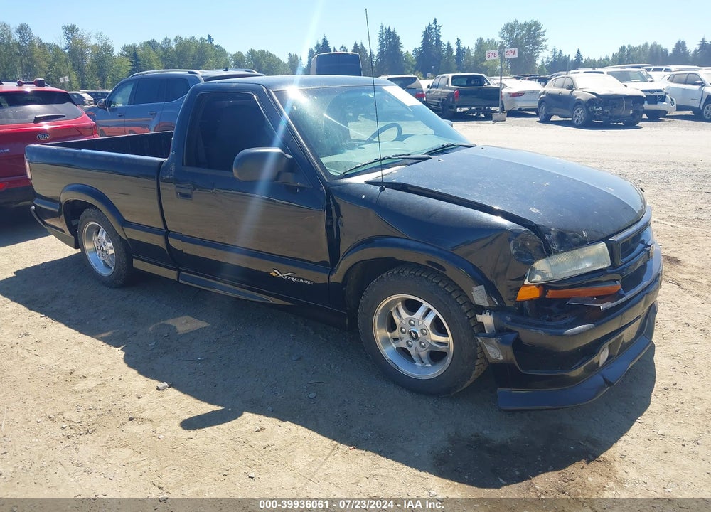 2003 CHEVROLET S-10 LS VIN: 1GCCS14H138241438