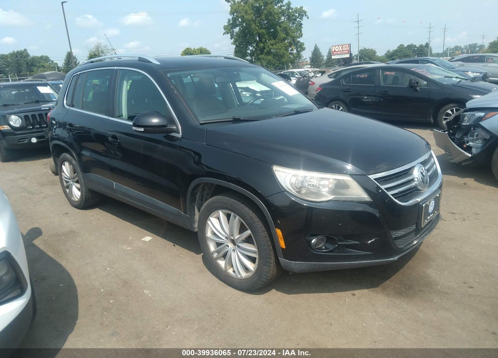 2009 VOLKSWAGEN TIGUAN SEL VIN: WVGAV75N89W533416