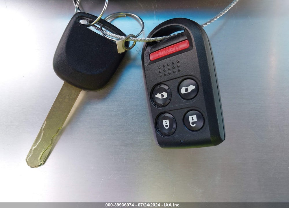 2010 HONDA ODYSSEY EX VIN: 5FNRL3H40AB112453
