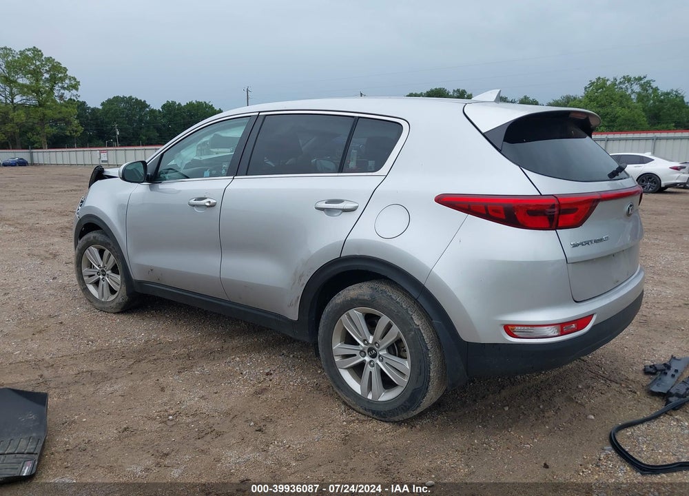 2019 KIA SPORTAGE LX VIN: KNDPM3AC6K7622898