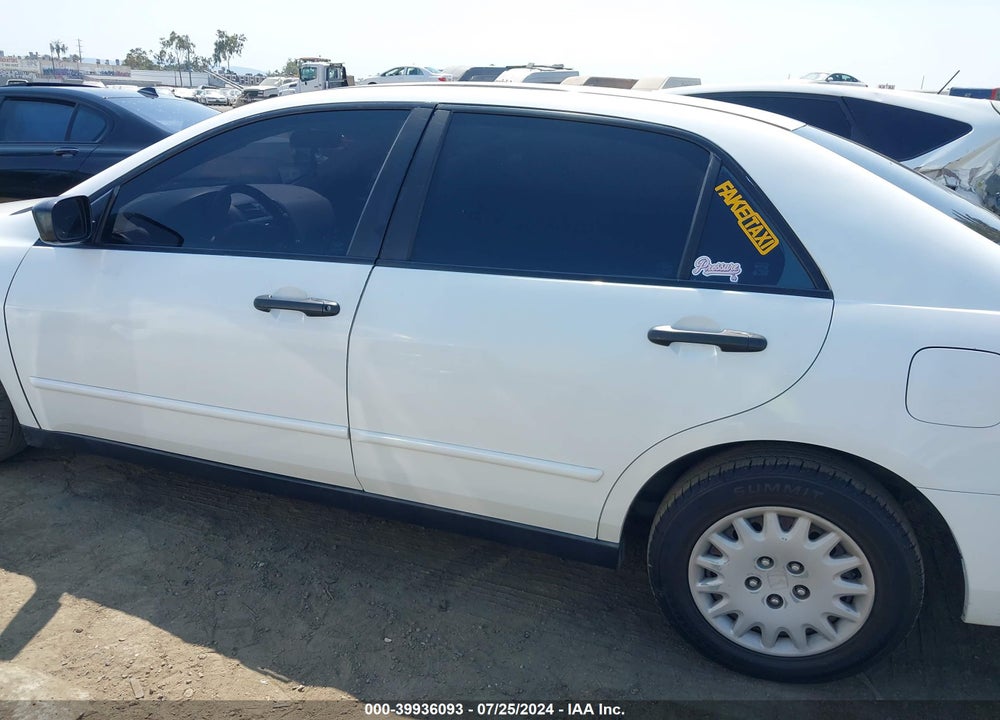 2004 HONDA ACCORD 2.4 DX VIN: 1HGCM56124A139739