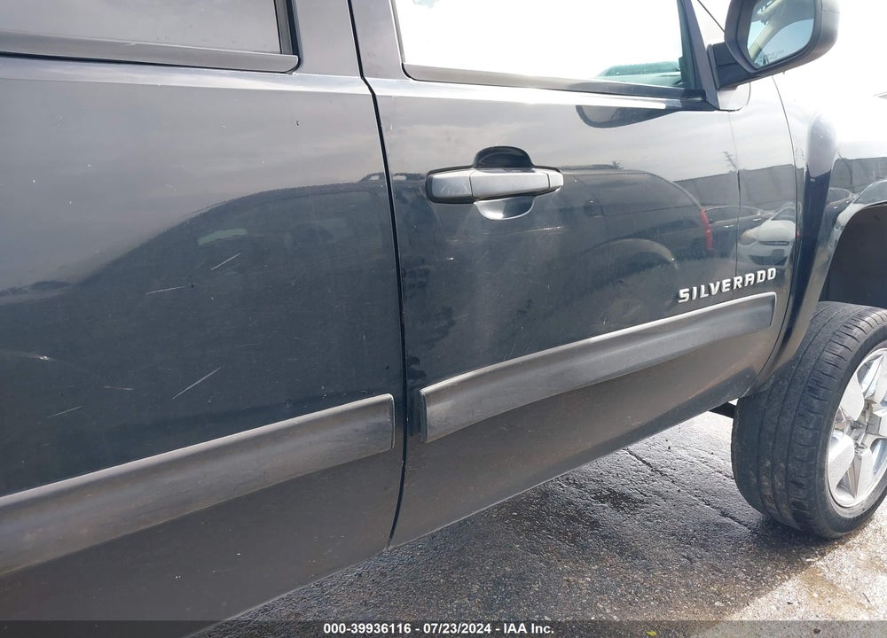 2011 CHEVROLET SILVERADO 1500 LT VIN: 3GCPCSE0XBG221162