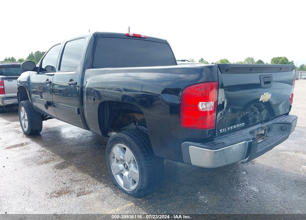 2011 CHEVROLET SILVERADO 1500 LT VIN: 3GCPCSE0XBG221162