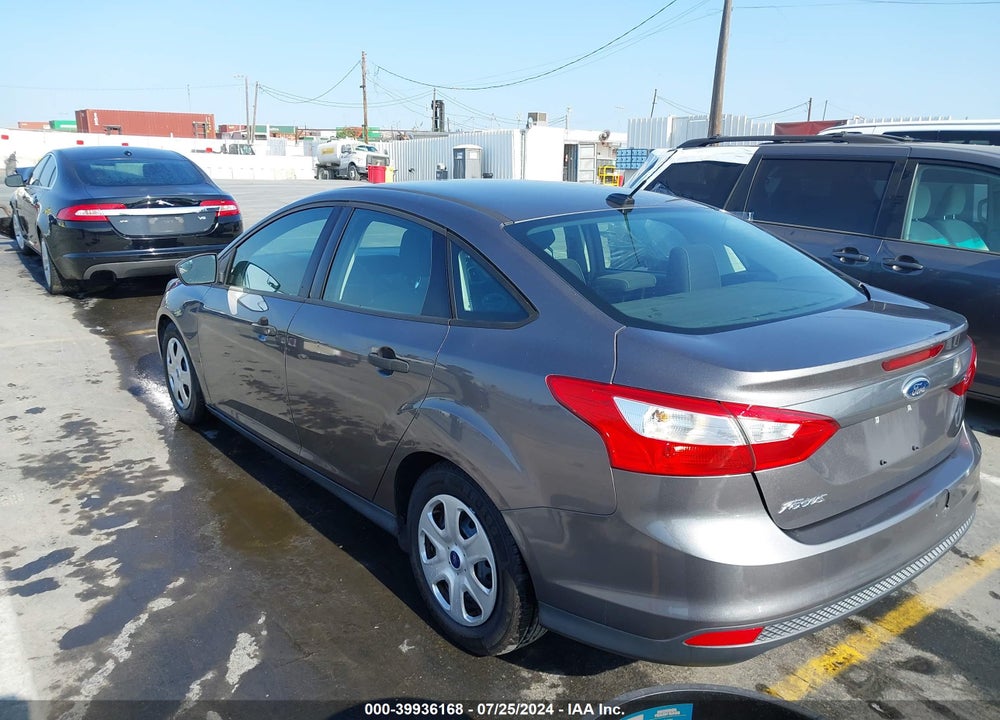 2012 FORD FOCUS S VIN: 1FAHP3E26CL273852