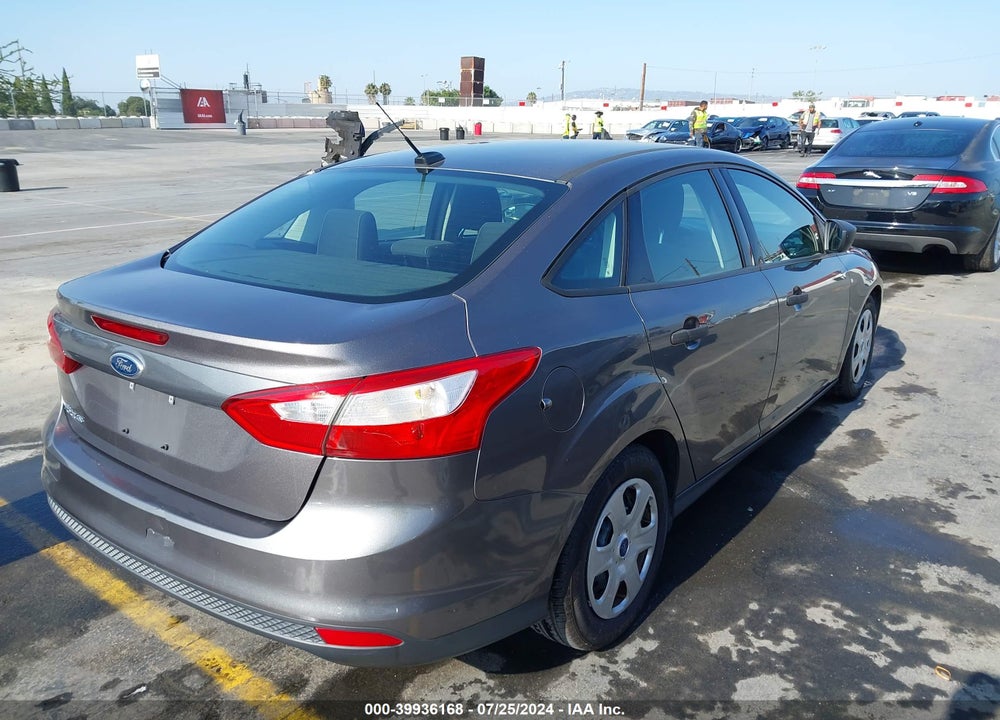 2012 FORD FOCUS S VIN: 1FAHP3E26CL273852