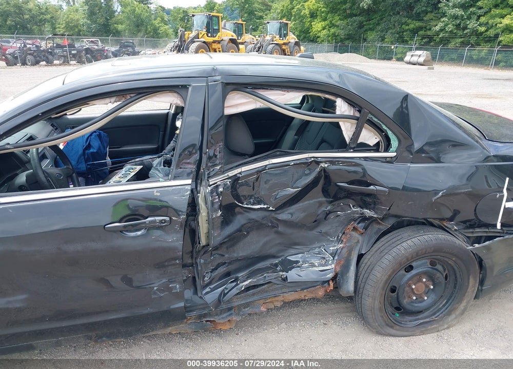 2010 FORD FUSION SE VIN: 3FAHP0HA2AR365833
