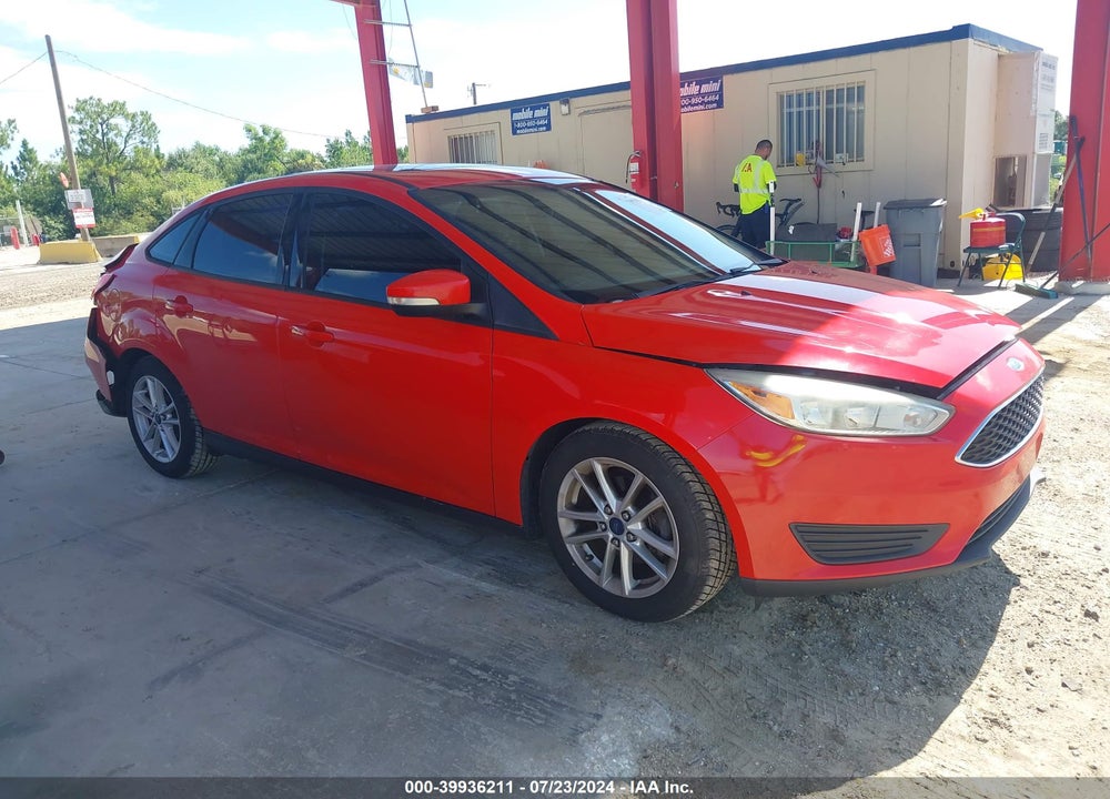 2015 FORD FOCUS SE VIN: 1FADP3F21FL262761