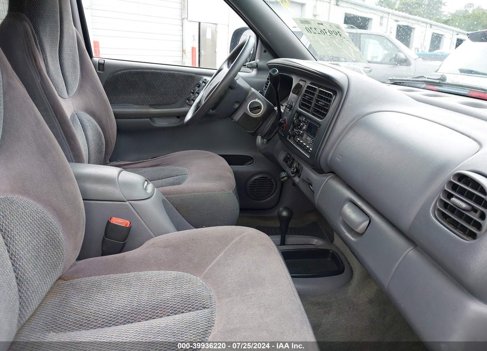 2000 DODGE DURANGO VIN: 1B4HS28N2YF248037