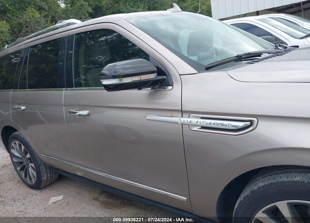 2019 LINCOLN NAVIGATOR SELECT VIN: 5LMJJ2HT2KEL02612