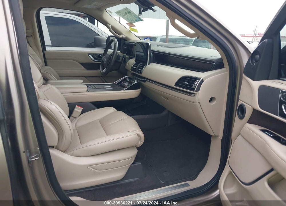 2019 LINCOLN NAVIGATOR SELECT VIN: 5LMJJ2HT2KEL02612