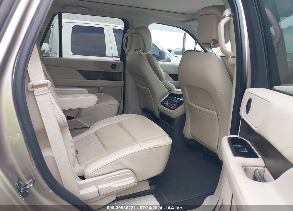 2019 LINCOLN NAVIGATOR SELECT VIN: 5LMJJ2HT2KEL02612