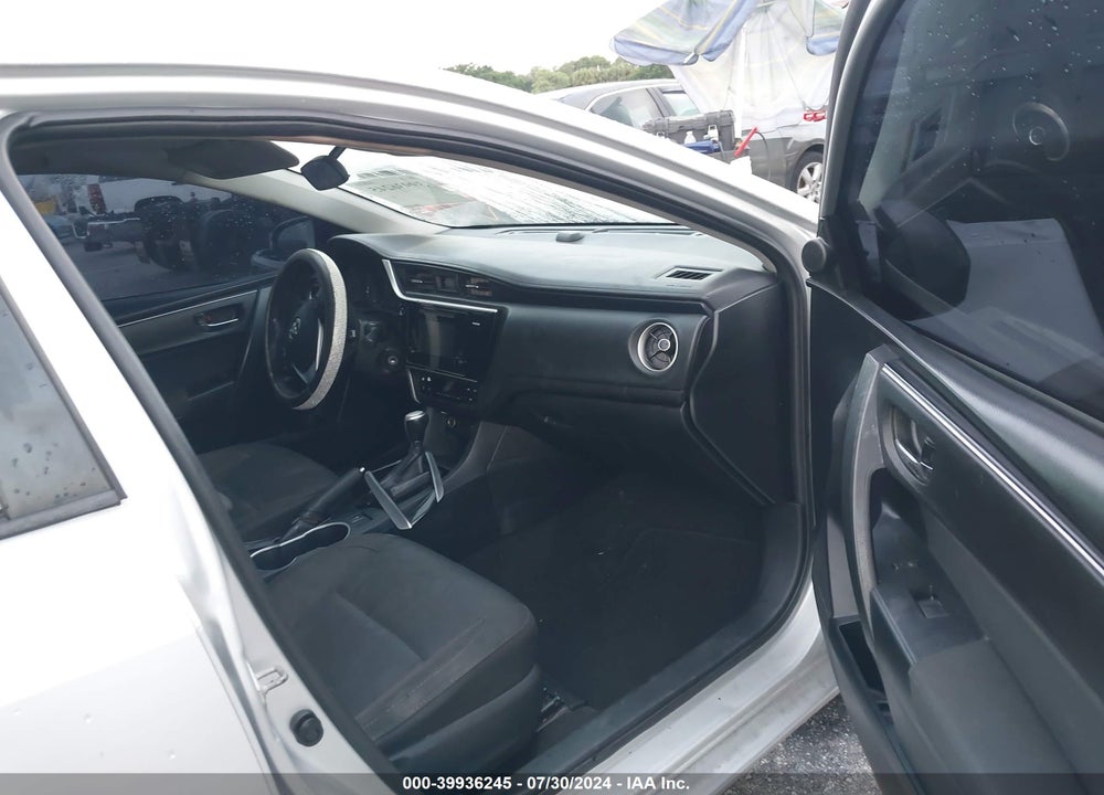 2017 TOYOTA COROLLA VIN: 2T1BURHE7HC751907
