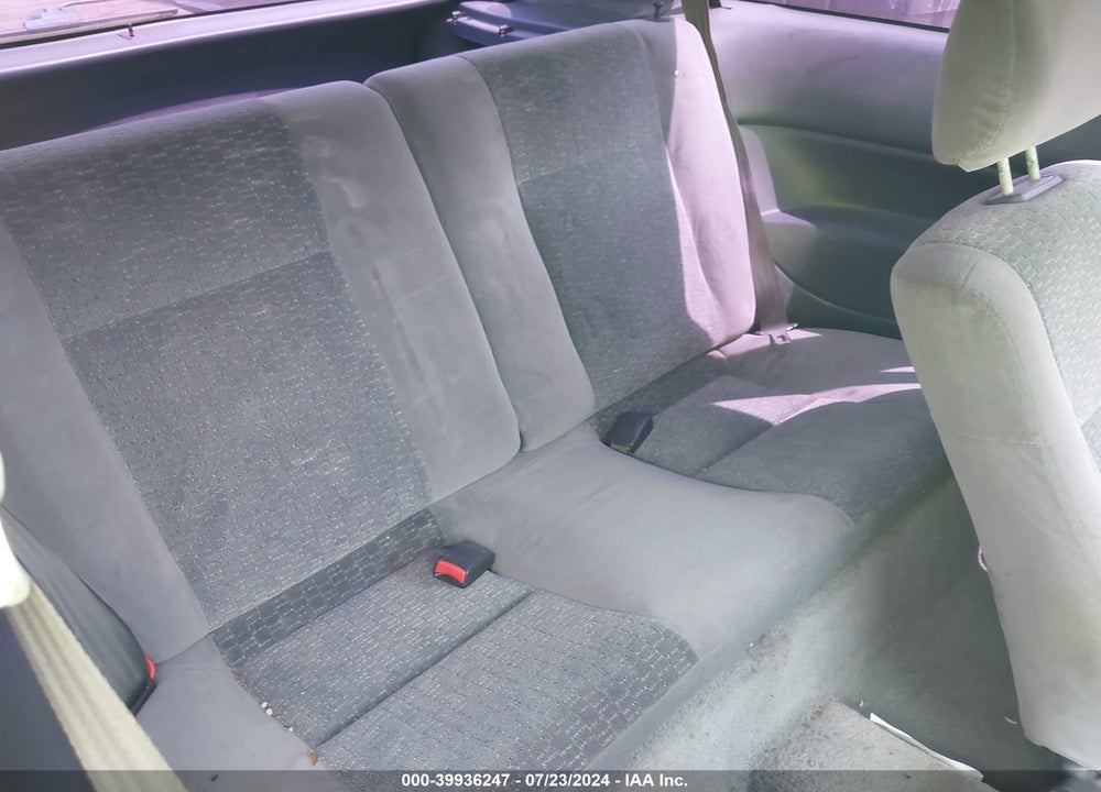 1999 HONDA CIVIC DX VIN: 2HGEJ6348XH103890