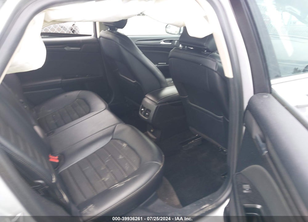 2018 FORD FUSION SE VIN: 3FA6P0HD8JR126899
