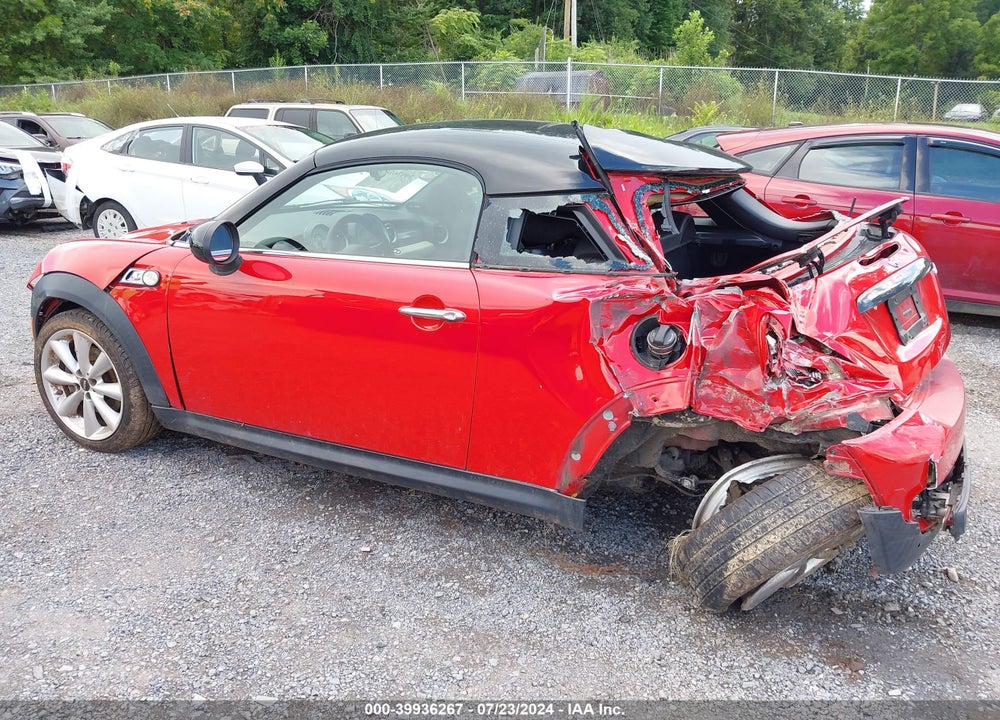 2012 MINI COOPER S VIN: WMWSX3C58CT155571