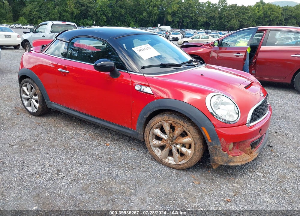 2012 MINI COOPER S VIN: WMWSX3C58CT155571