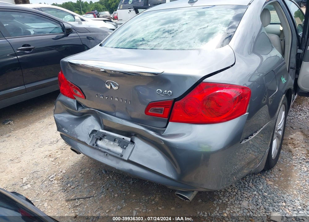 2015 INFINITI Q40 VIN: JN1CV6AP1FM580571